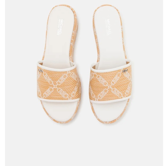 Michael Kors Ember Almond Toe Logo Chain Raffia Wedge Sandals Size 9 - Picture 2 of 7